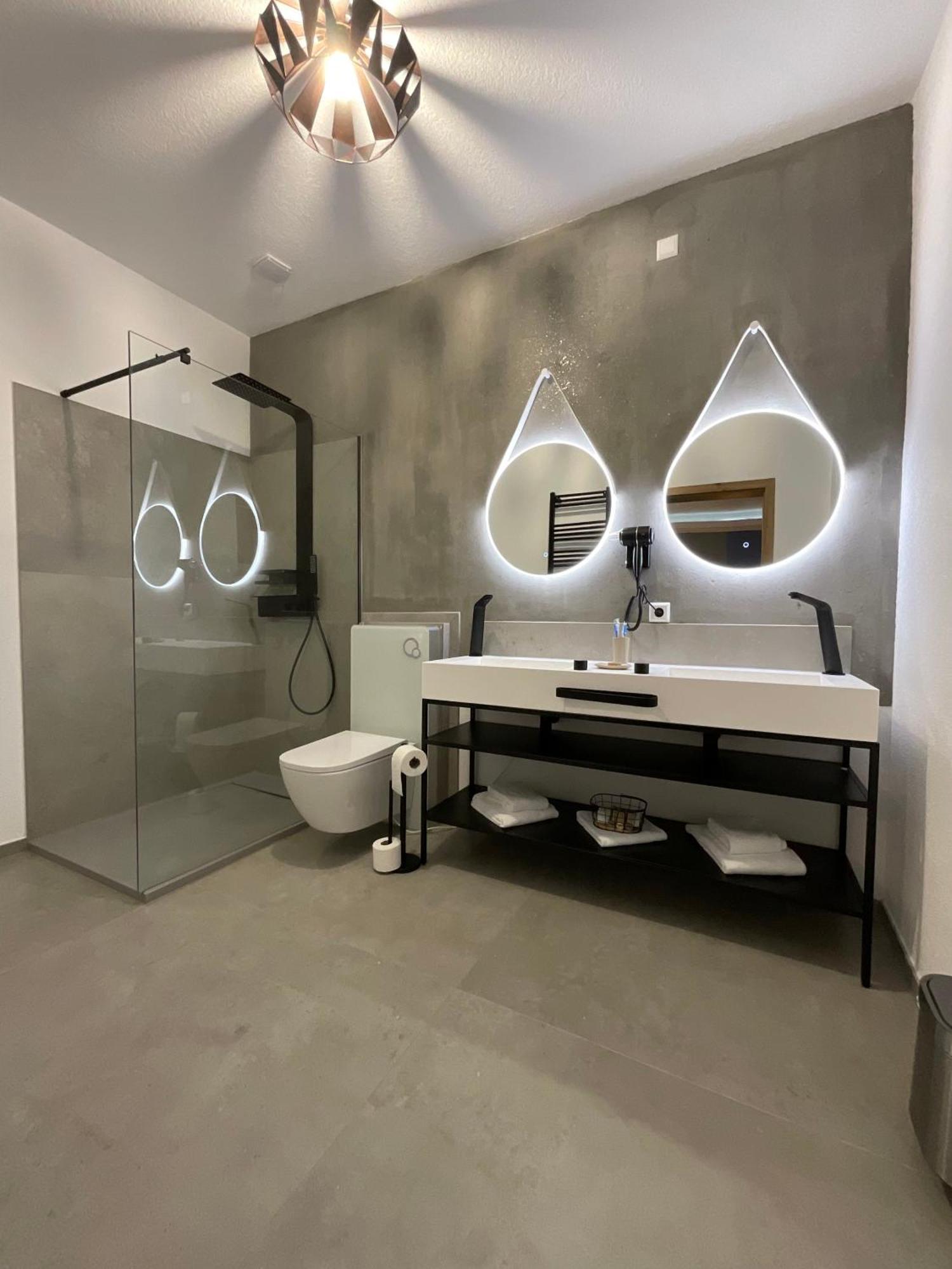 Hotel Residenz Luxury Apartments Metzingen  Ngoại thất bức ảnh