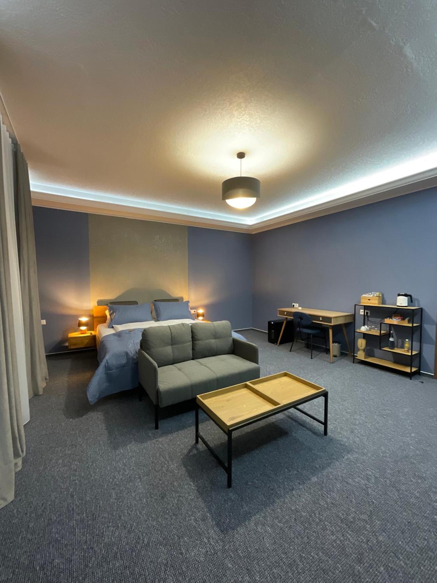 Hotel Residenz Luxury Apartments Metzingen  Ngoại thất bức ảnh
