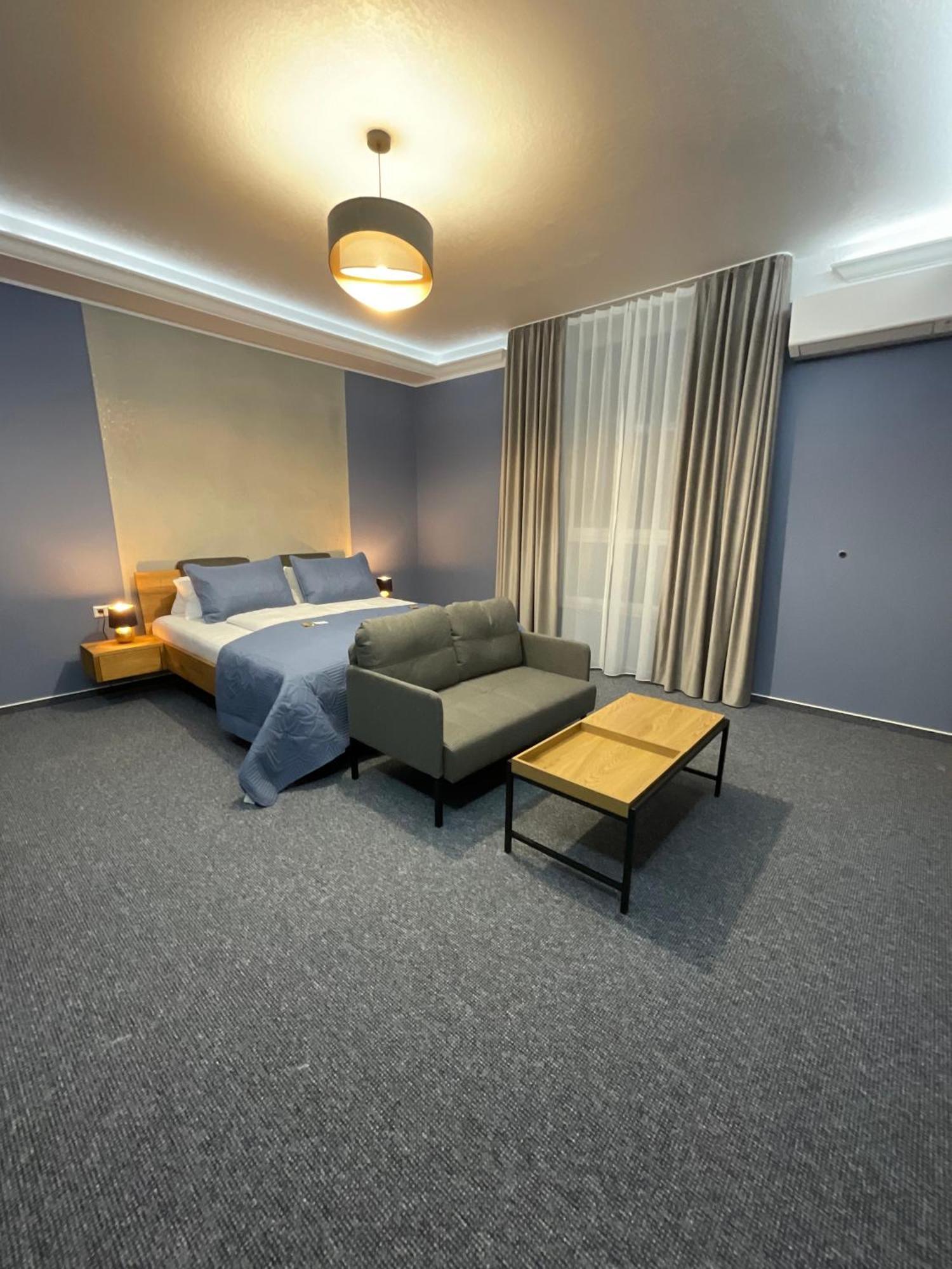 Hotel Residenz Luxury Apartments Metzingen  Ngoại thất bức ảnh