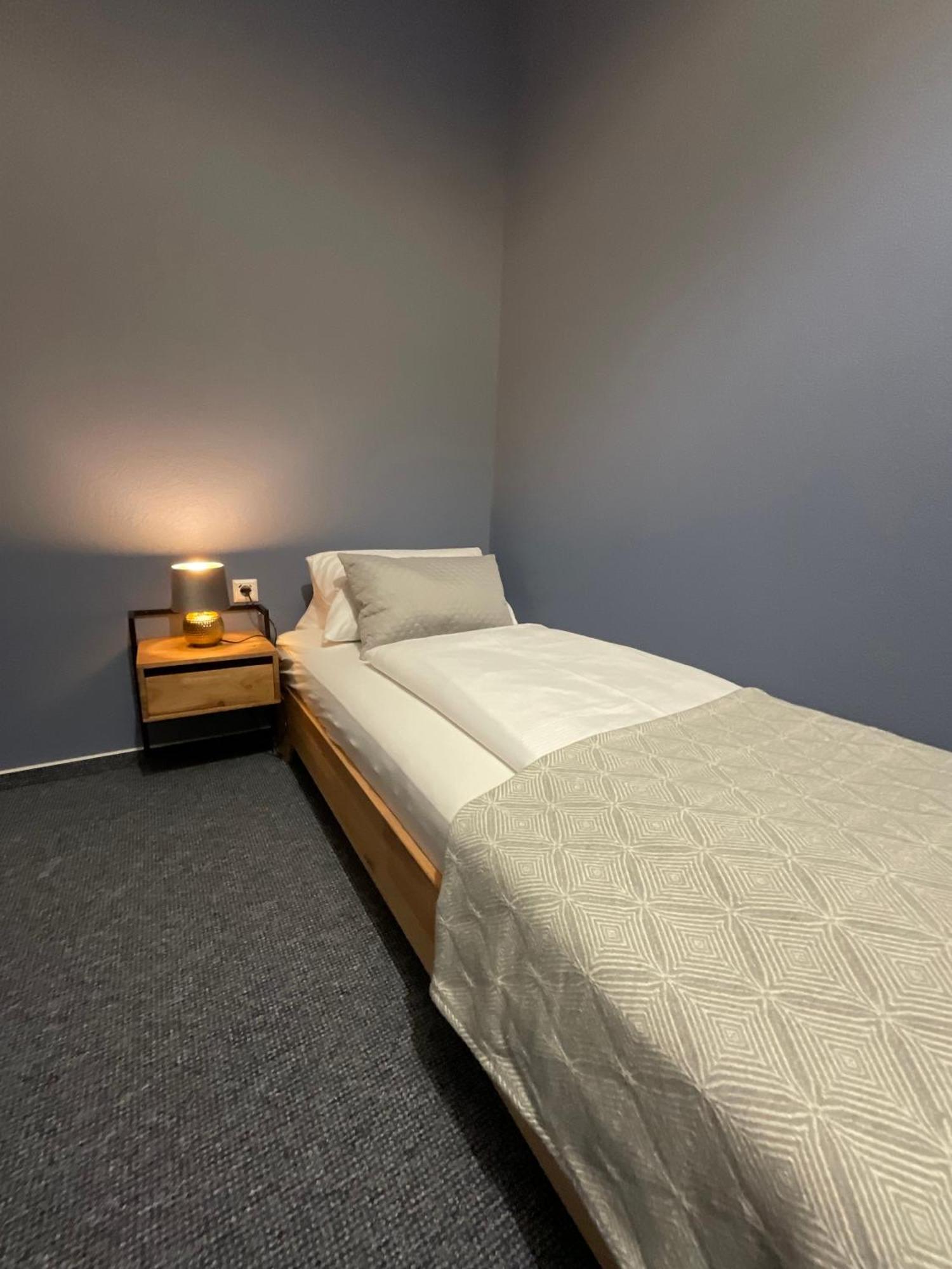 Hotel Residenz Luxury Apartments Metzingen  Ngoại thất bức ảnh