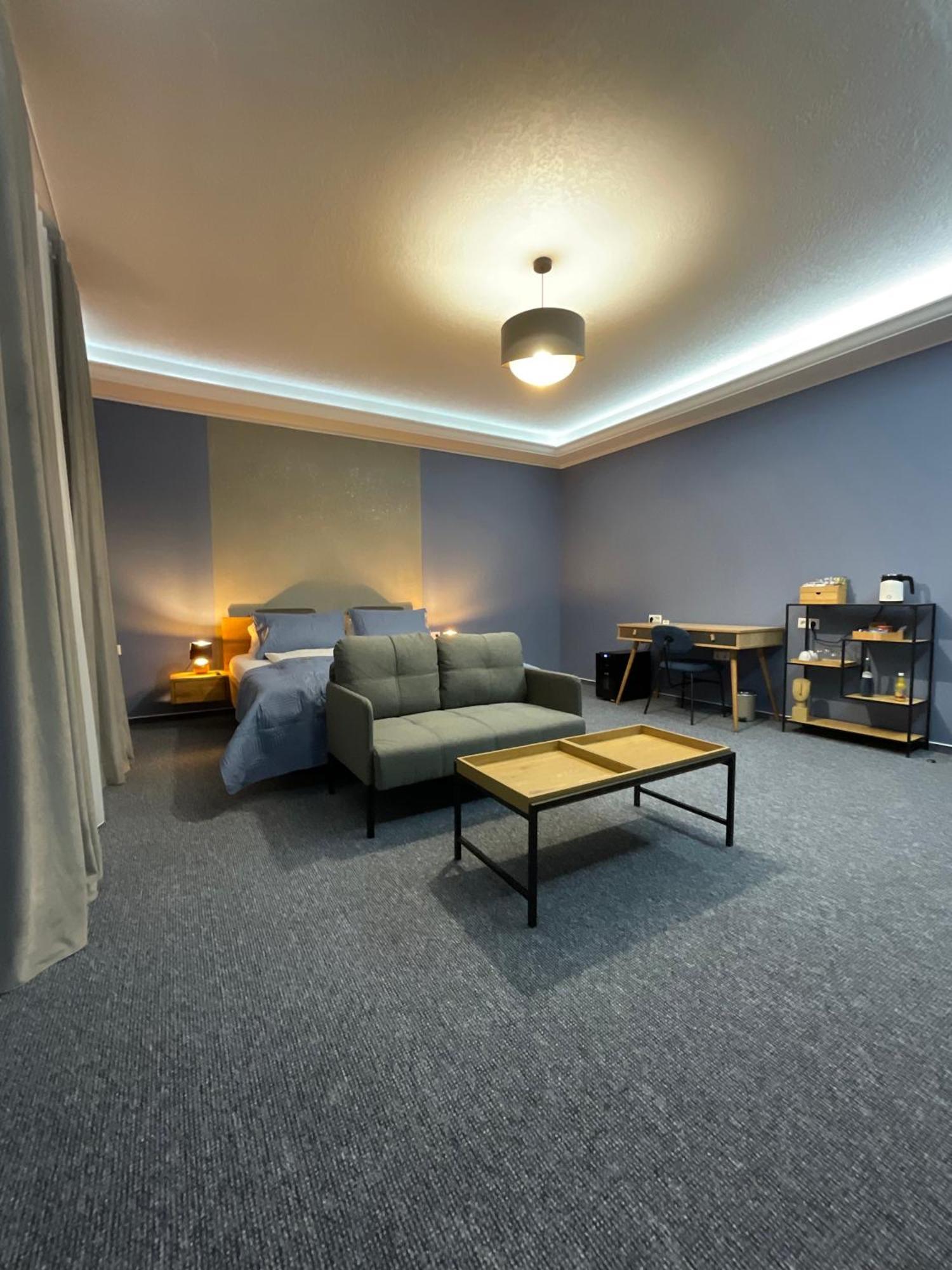 Hotel Residenz Luxury Apartments Metzingen  Ngoại thất bức ảnh
