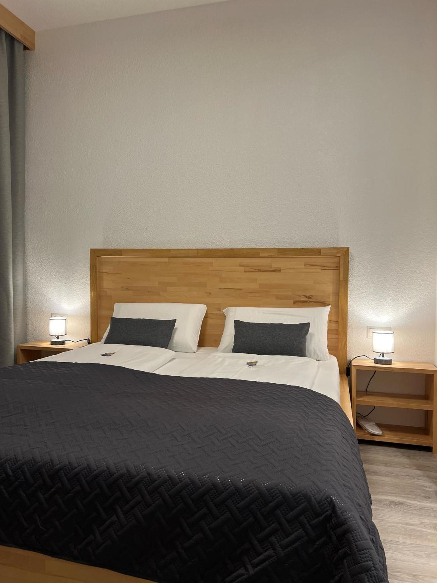 Hotel Residenz Luxury Apartments Metzingen  Ngoại thất bức ảnh