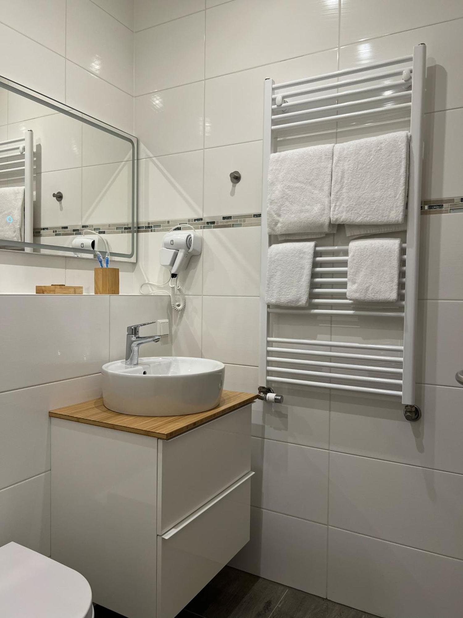 Hotel Residenz Luxury Apartments Metzingen  Ngoại thất bức ảnh